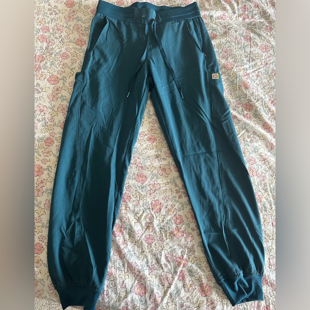 WONDERWINK aero jogger scrub pants| small petite| green